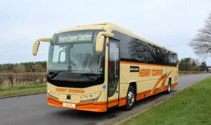 Plaxton-Leopard-for-Henry-Cooper-Coaches-1